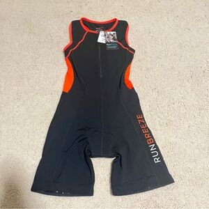 NWT RunBreeze Black and Orange Triathlon Suit Size Medium